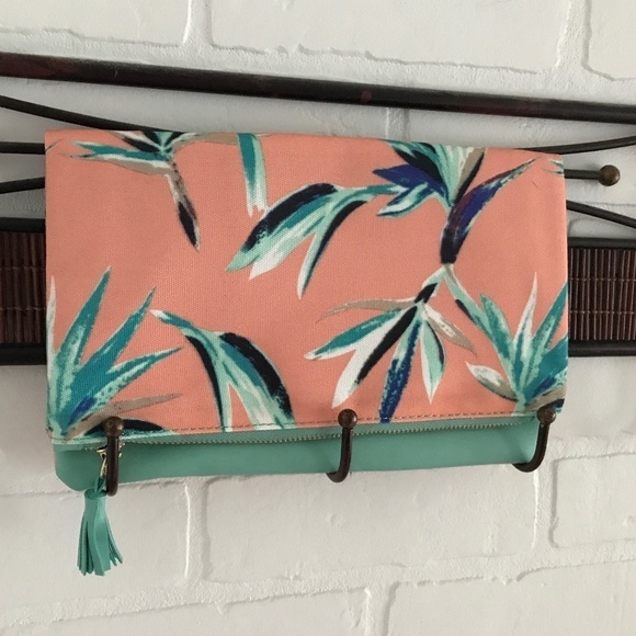 NWOT Rachel Pally - Reversible Tropical Clutch - Picture 2 of 7